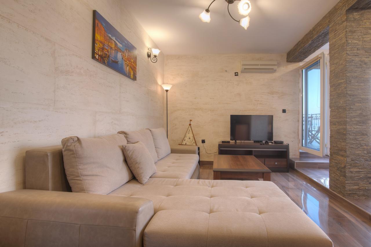 Apartment Dzaleta Sveti Stefan Exterior photo